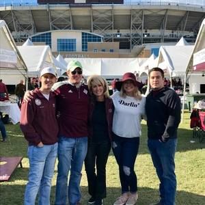 Meet your Posher, Beau